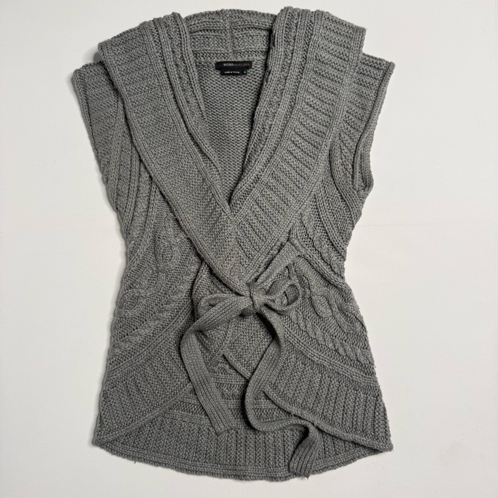 BCBG Y2K Cable Knit Short Sleeve Wrap Sweater Cardigan Vest